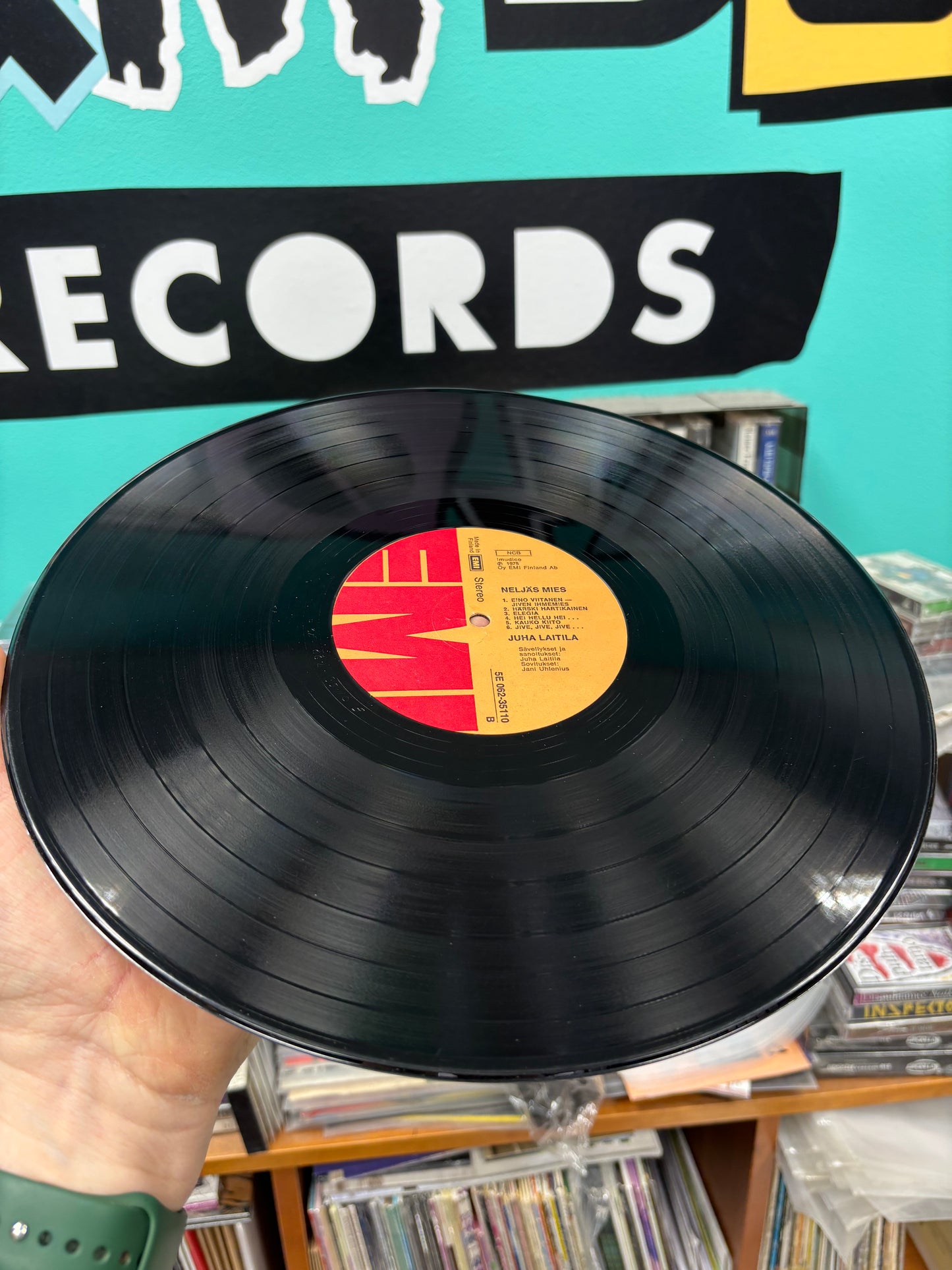 Juha Laitila: Neljäs Mies, LP, Only vinyl pressing, EMI, Finland 1975