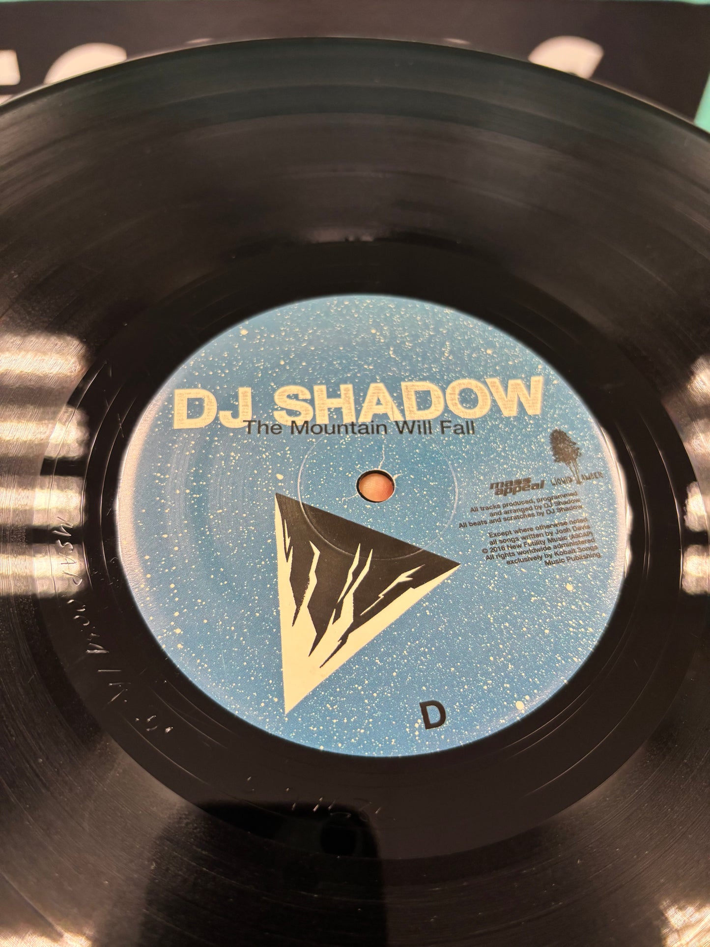 DJ Shadow: The Mountain Will Fall, 2LP, gatefold, Only vinyl pressing, Mass Appeal, Liquid Amber, US 2016