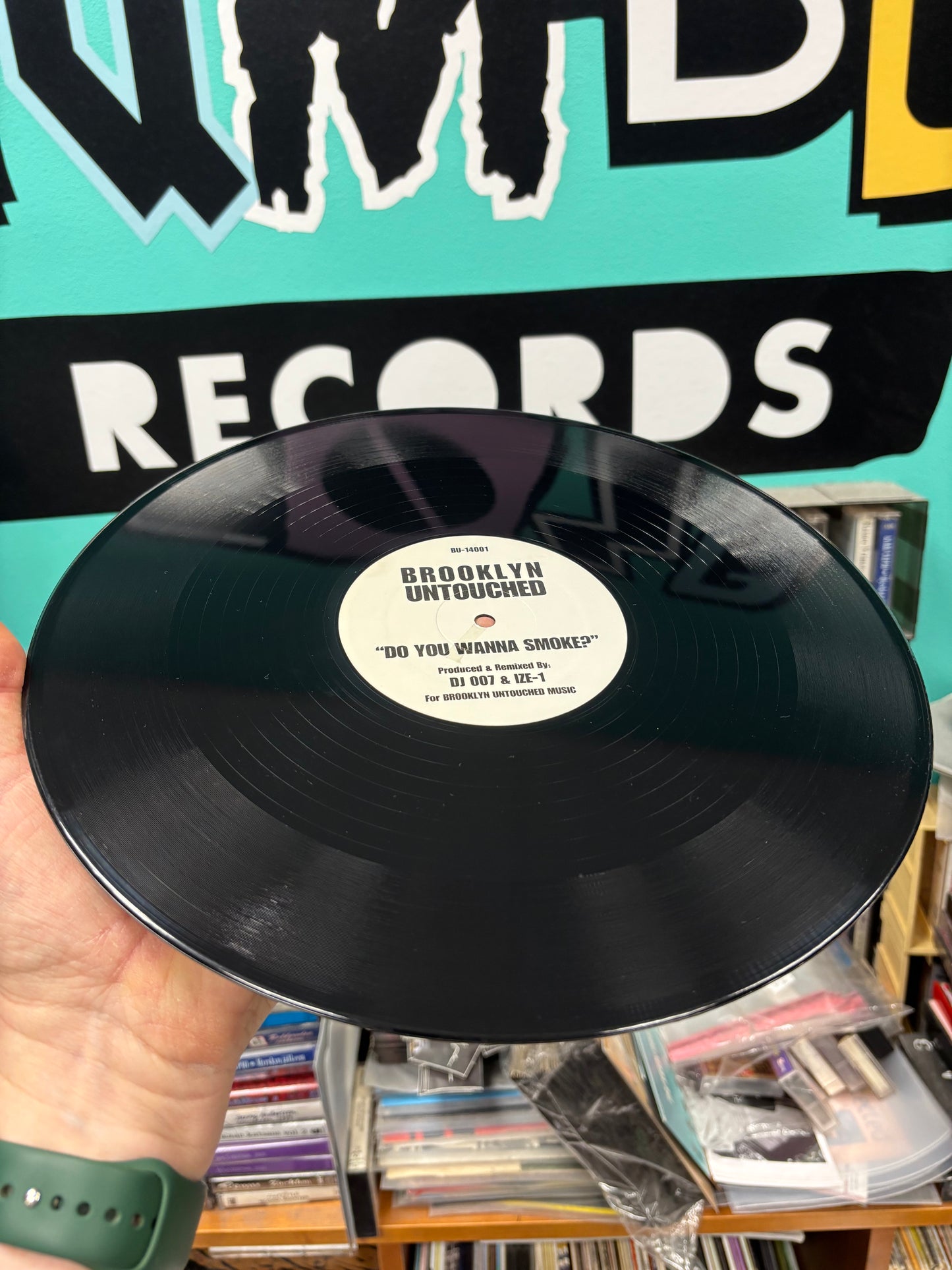 DJ 007 & IZE-1: Shot ’Em Up/Do You Wanna Smoke, 12inch, white label, Only pressing, Brooklyn Untouched, US year?