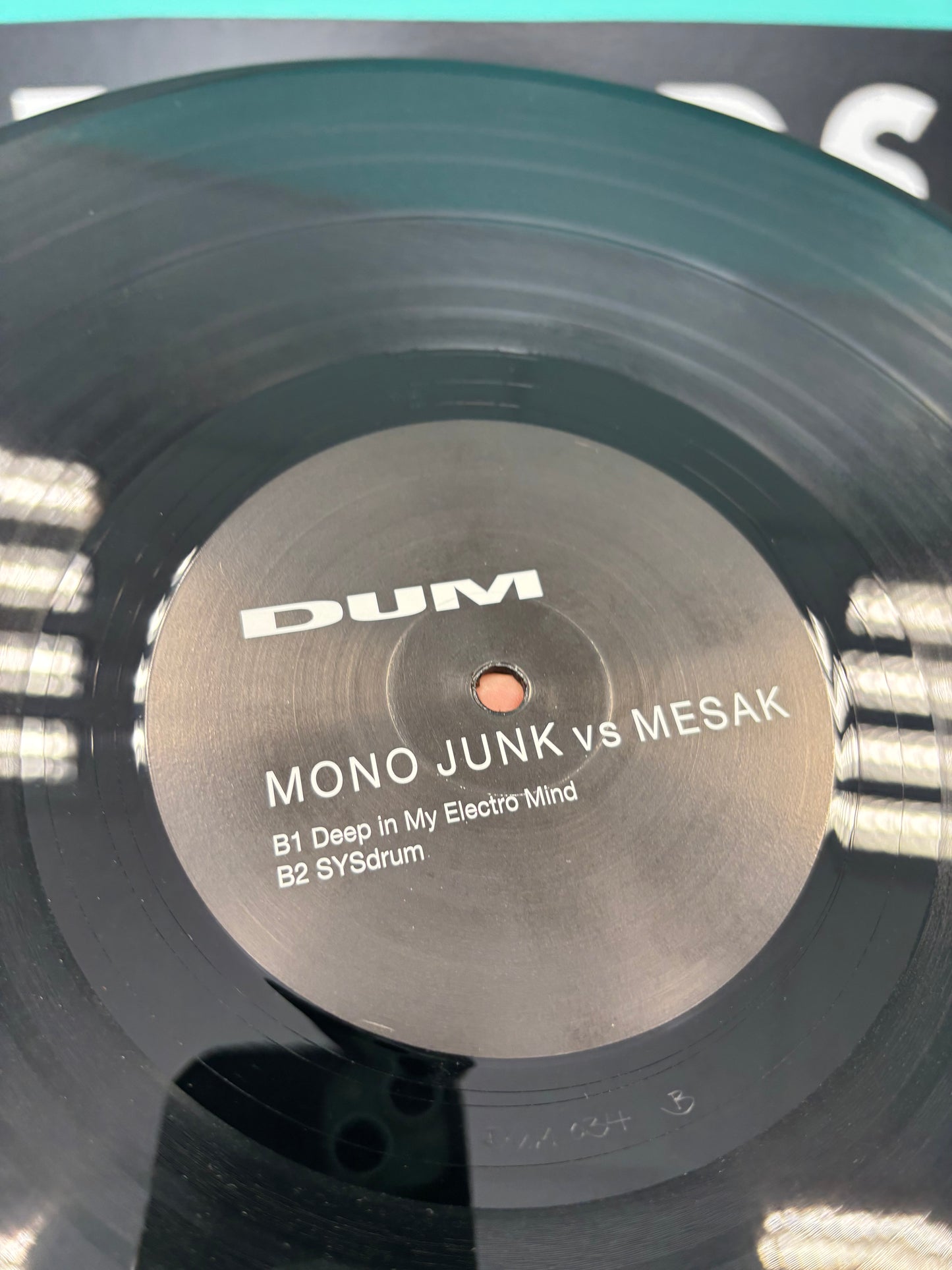 Mono Junk vs Mesak: Deep In My Mind, 12inch, 1st pressing, Only official pressing, Dum Records, Finland 2016