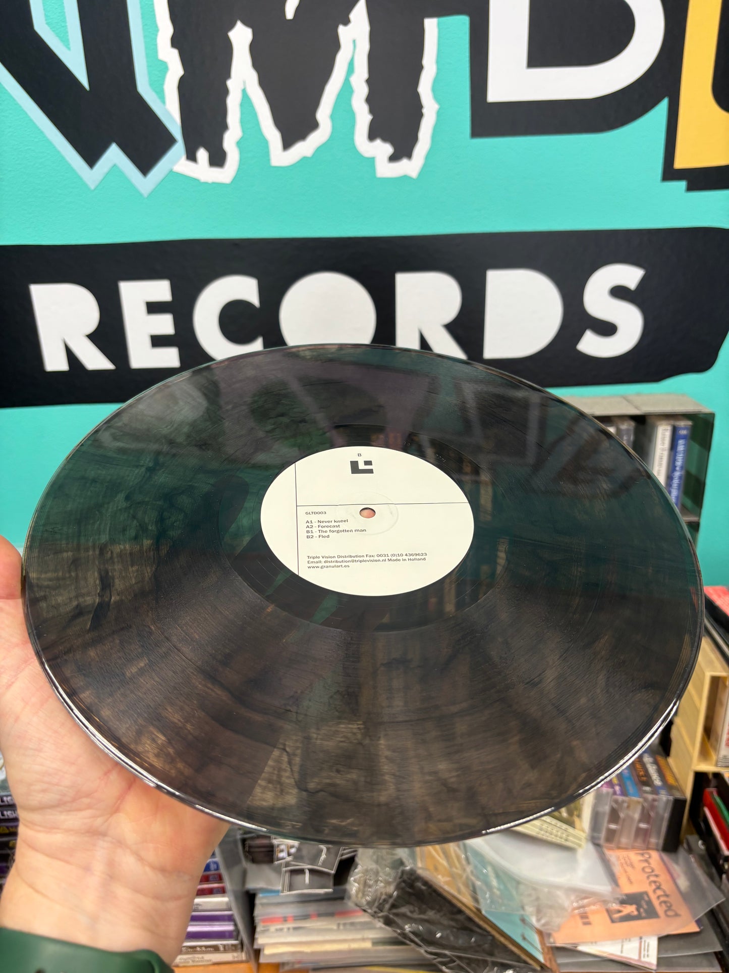 Birth Of Frequency: Never Kneel EP, 12inch, Only pressing, Brown Marbled Transparent Vinyl, Granulart Recordings, Spain 2015