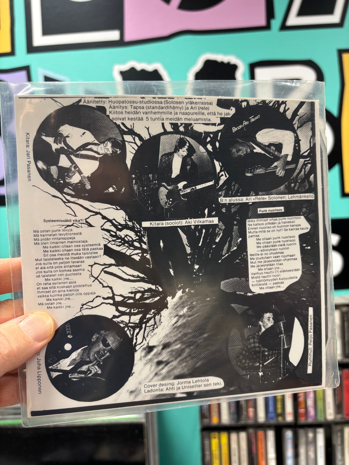 Punk Elää Vol. 2 - Systeemissäkö Vika?! (Finnish Private Press Punk 1980), 3x7inch, Insert, Box Set, reissue, Limited Edition, compilation, Only box set pressing, Svart Records, Finland 2020