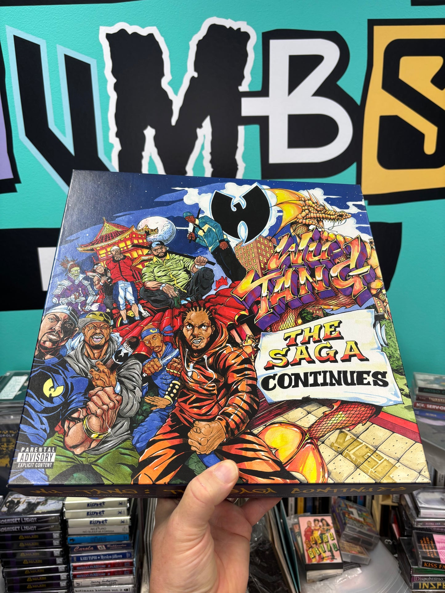 Wu-Tang: The Saga Continues, Box Set, CD, CD instrumentals, 2LP gatefold purple vinyl, cartoon, t-shirt, rolling paper, Limited Edition, 36 Chambers, eOne, SPV, UK & Europe 2017