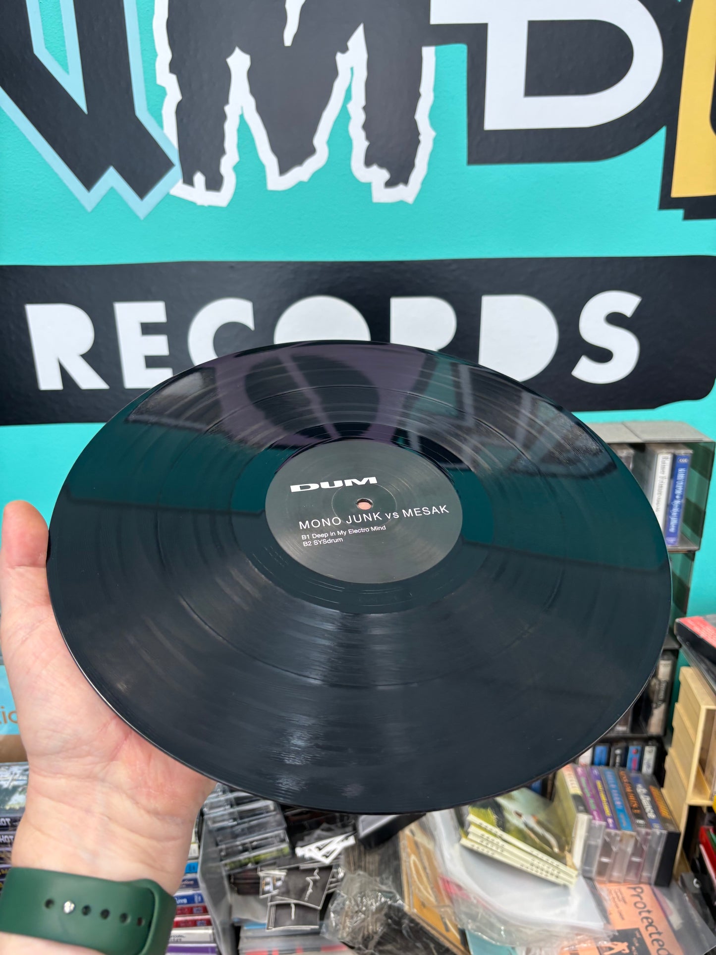 Mono Junk vs Mesak: Deep In My Mind, 12inch, 1st pressing, Only official pressing, Dum Records, Finland 2016