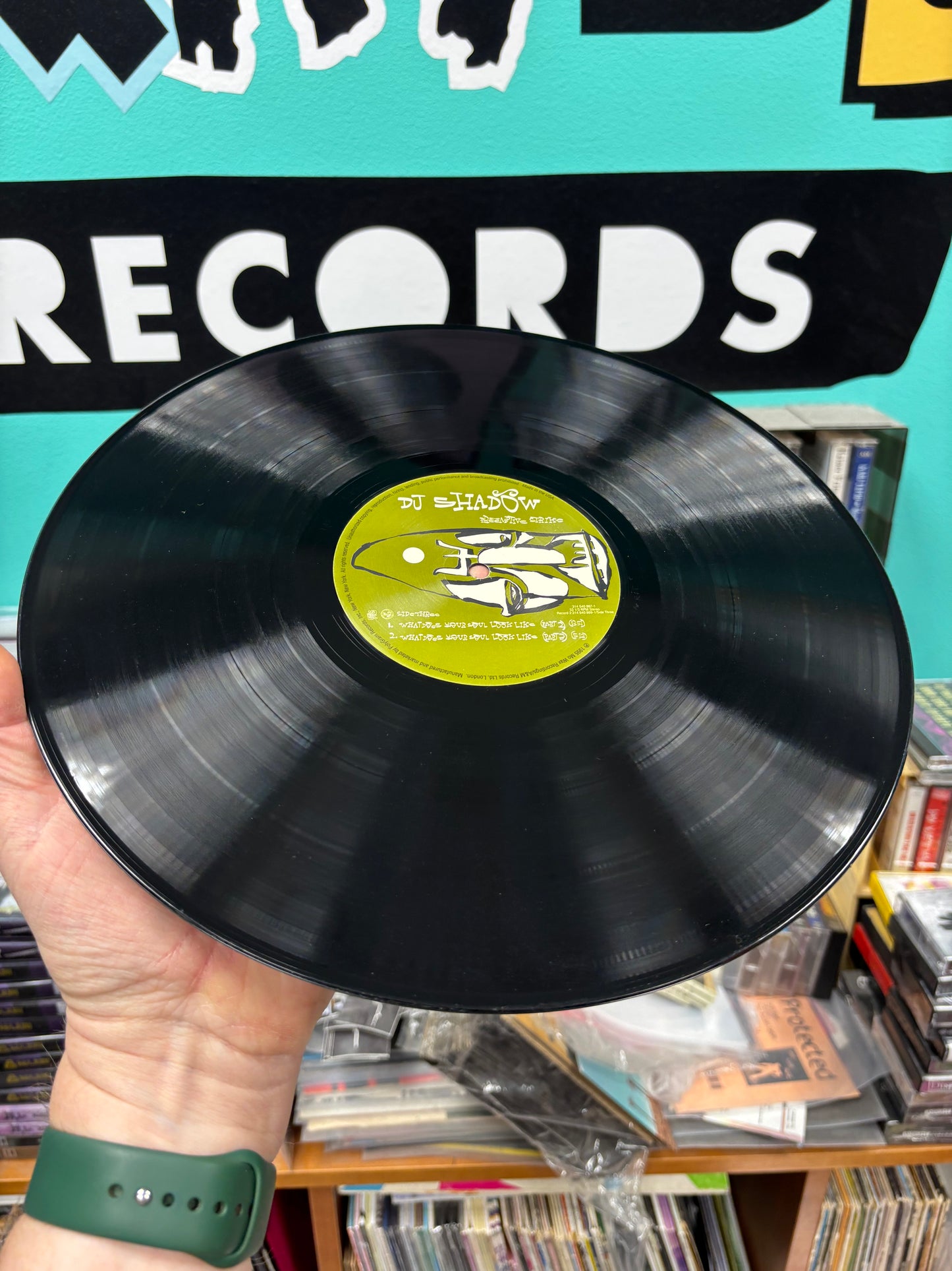 DJ Shadow: Preemptive Strike, 2LP, gatefold, OG pressing, compilation, Limited Edition, Mo Wax, FFRR, US 1998