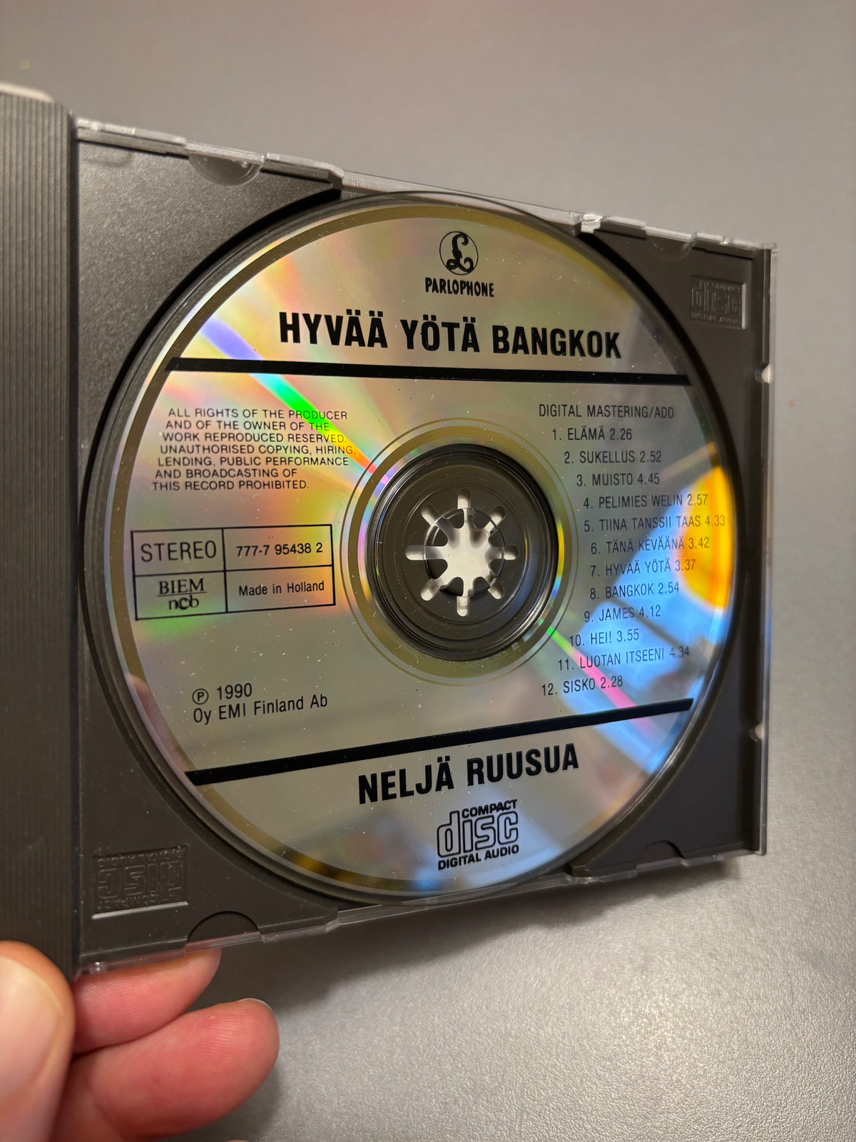 Neljä Ruusua: Hyvää Yötä Bangkok, CD, 1st pressing, Parlophone, Finland 1990