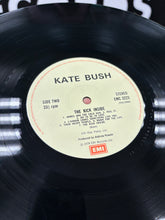Lataa kuva Galleria-katseluun, Kate Bush: The Kick Inside, LP, repress, UK year?
