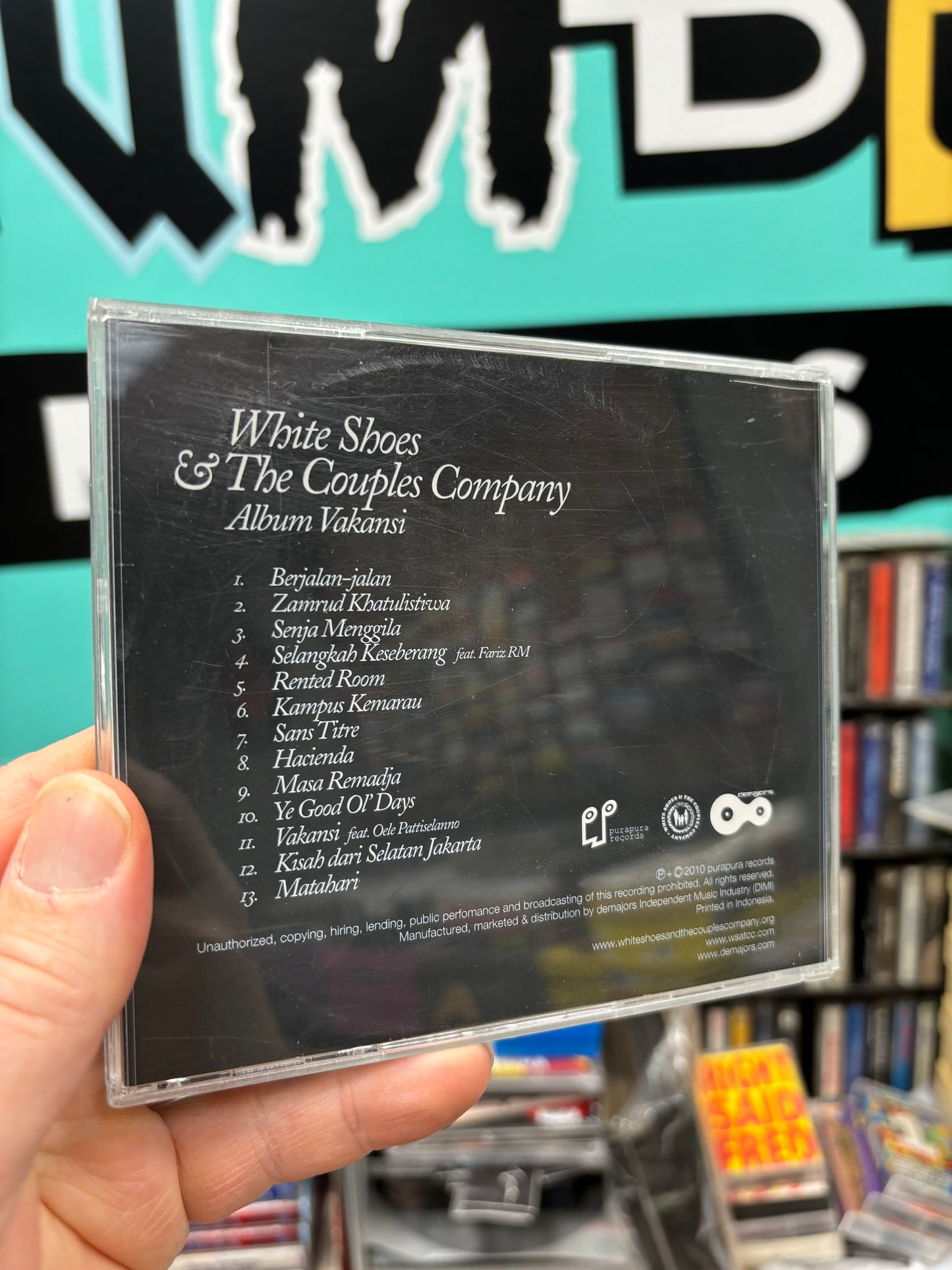 White Shoes & The Couples Company: Album Vakansi, CD, 1st pressing, Purapura, Demajors, Indonesia 2010