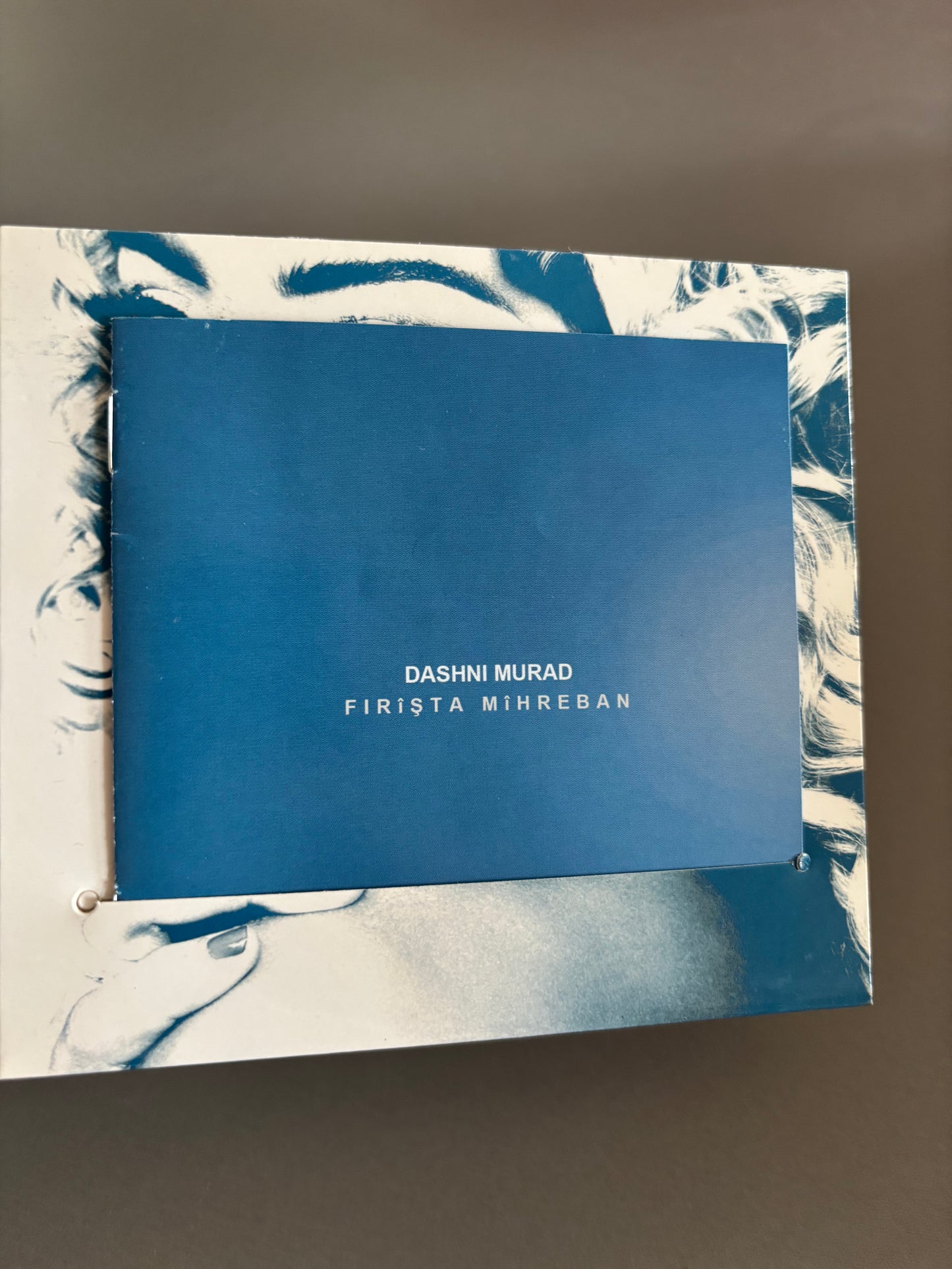 Dashni Murad: Firîșta Mîhreban, CD, Only pressing?, Channel Music, Vin production, NGCI Group, Turkey, Egypt, Kurdistan 2011?