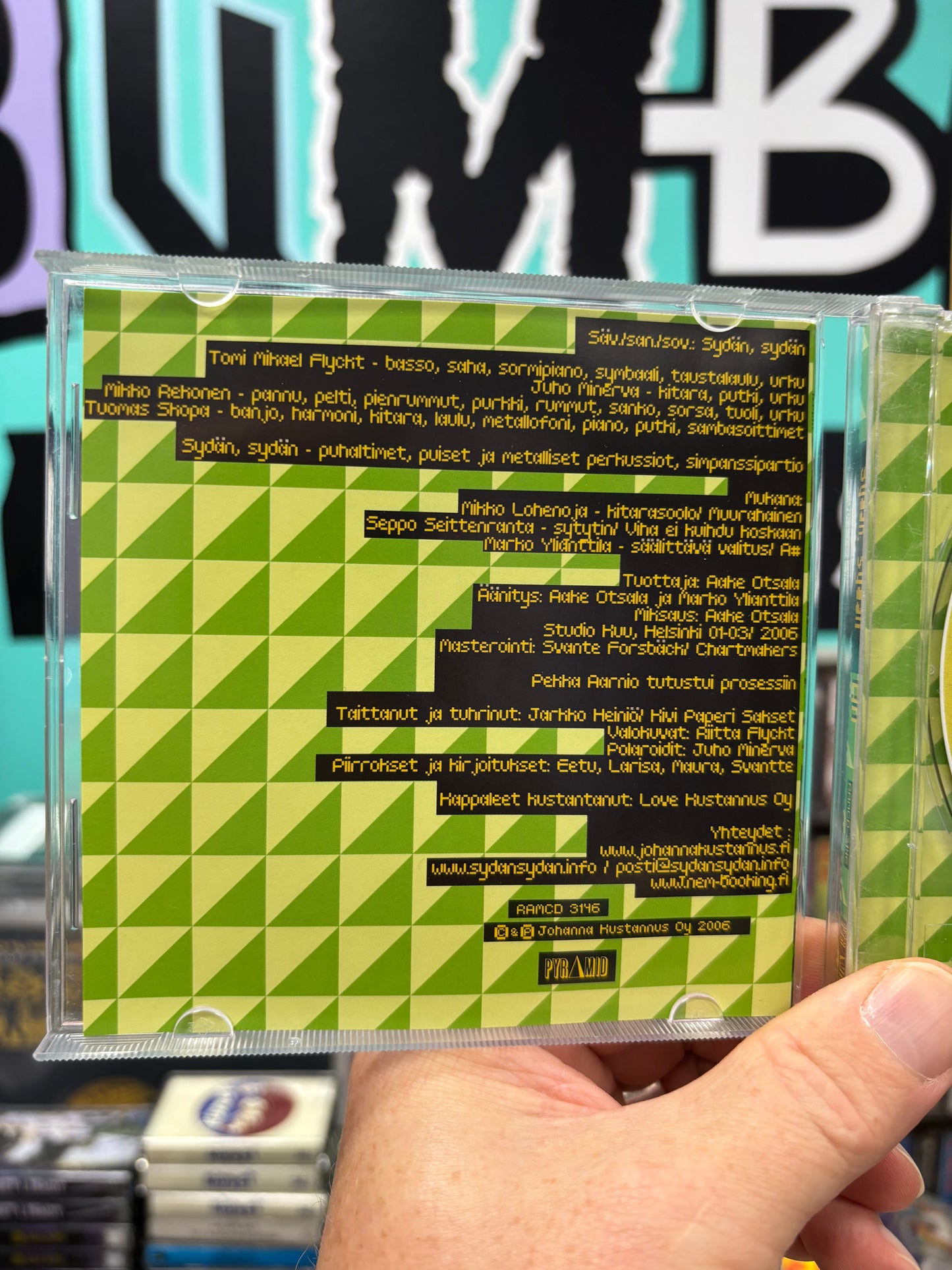 Sydän, Sydän: Au, CD, reissue, Pyramid, Finland year?