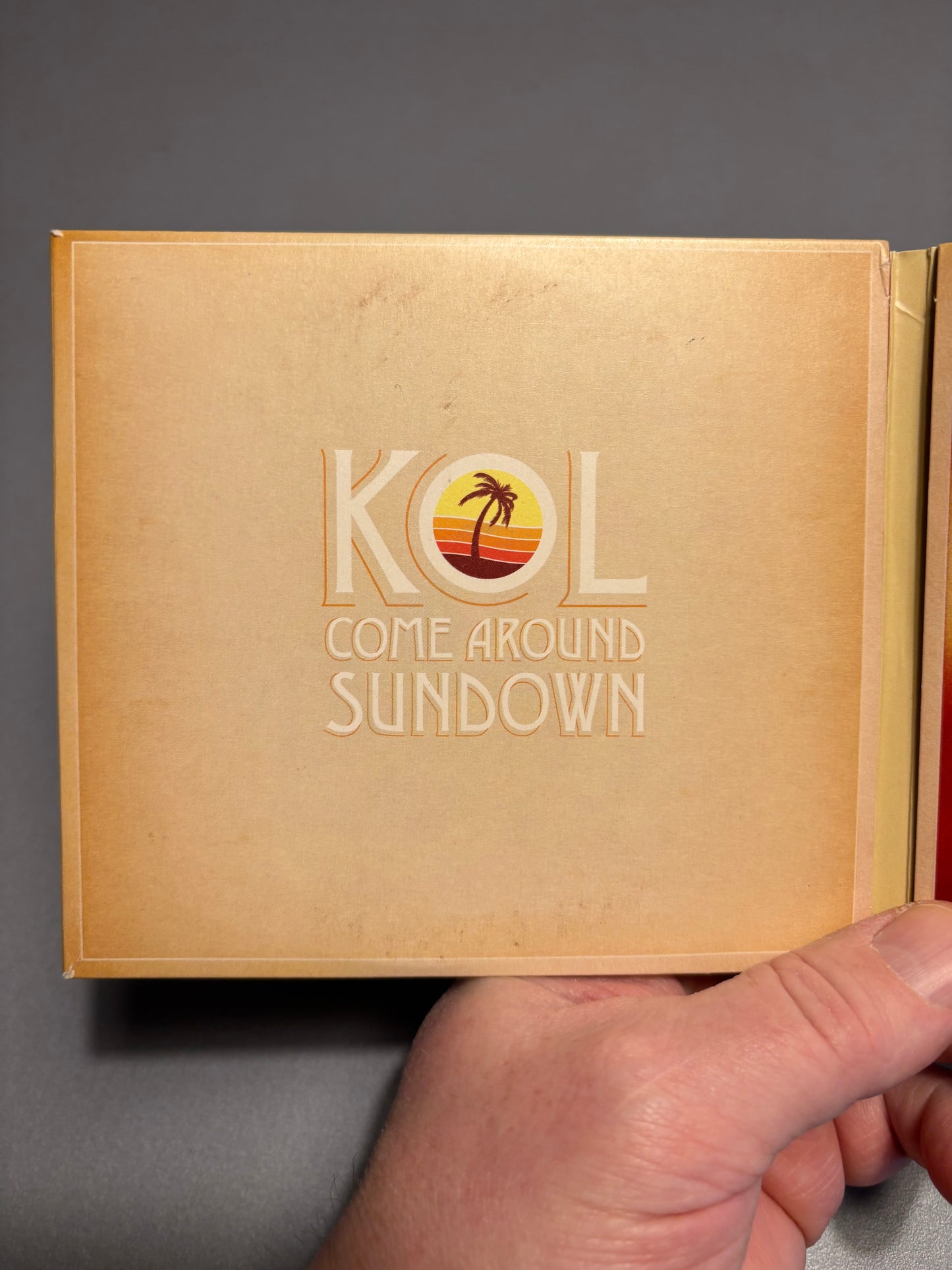 Kings Of Leon: Come Around Sundown, 2CD, Deluxe Edition, RCA, Sony Music, Europe 2010