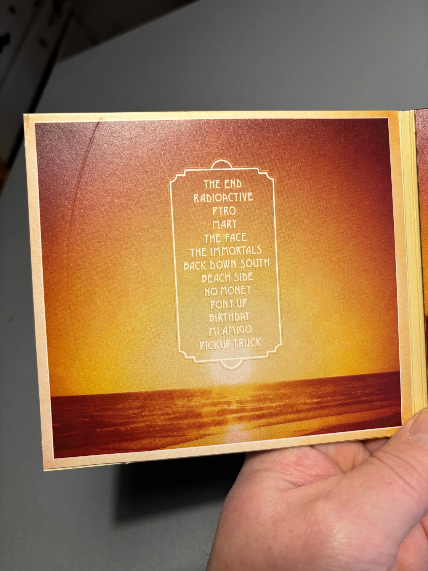 Kings Of Leon: Come Around Sundown, 2CD, Deluxe Edition, RCA, Sony Music, Europe 2010