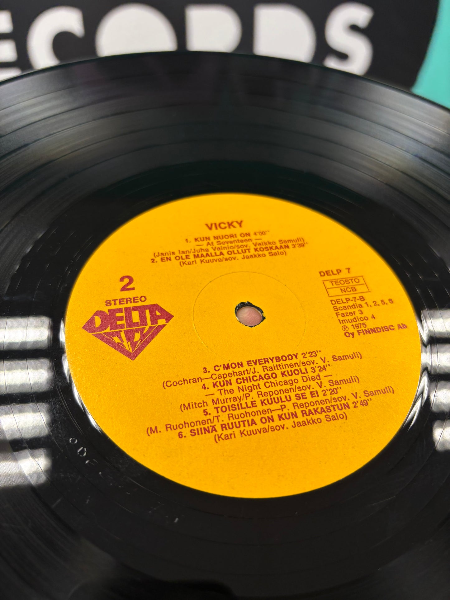 Vicky: Vicky, LP, OG pressing, Delta, Finland 1975