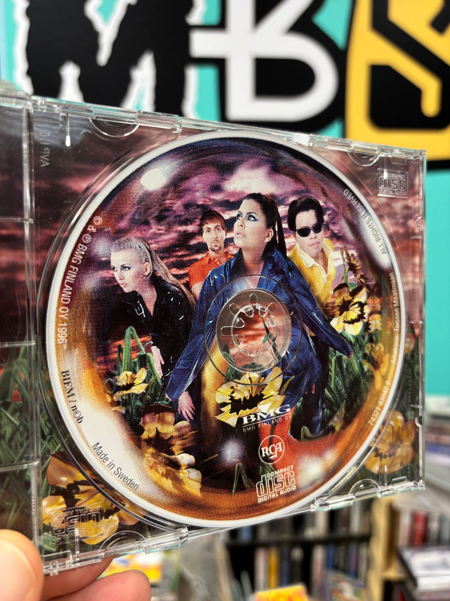 Aikakone: Toiseen Maailmaan, CD, RCA, BMG Finland Oy, Finland 1996