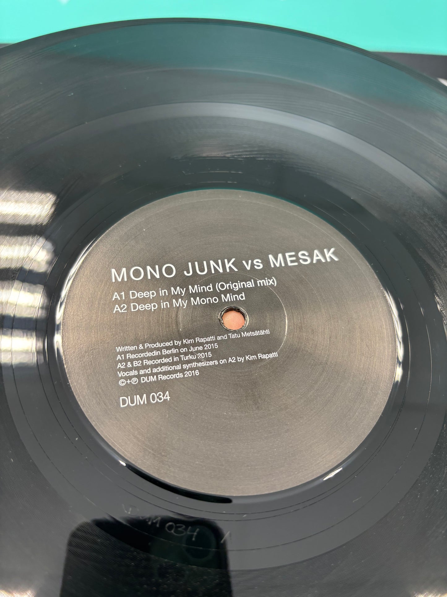 Mono Junk vs Mesak: Deep In My Mind, 12inch, 1st pressing, Only official pressing, Dum Records, Finland 2016