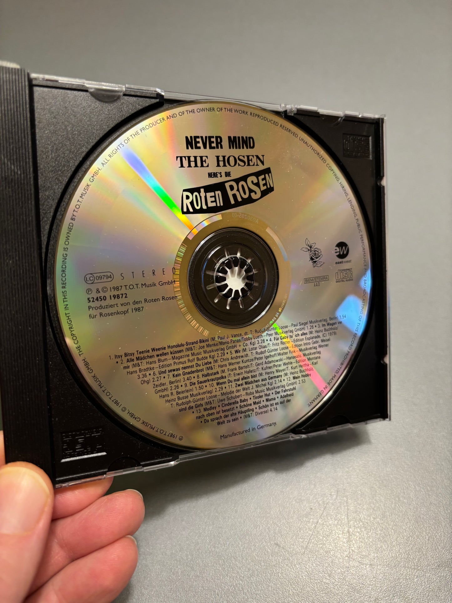 Die Roten Rosen: Never Mind The Hosen Here’s Die Roten Rosen (Aus Düsseldorf), CD, reissue, EastWest, Rosenkopf, Germany year?