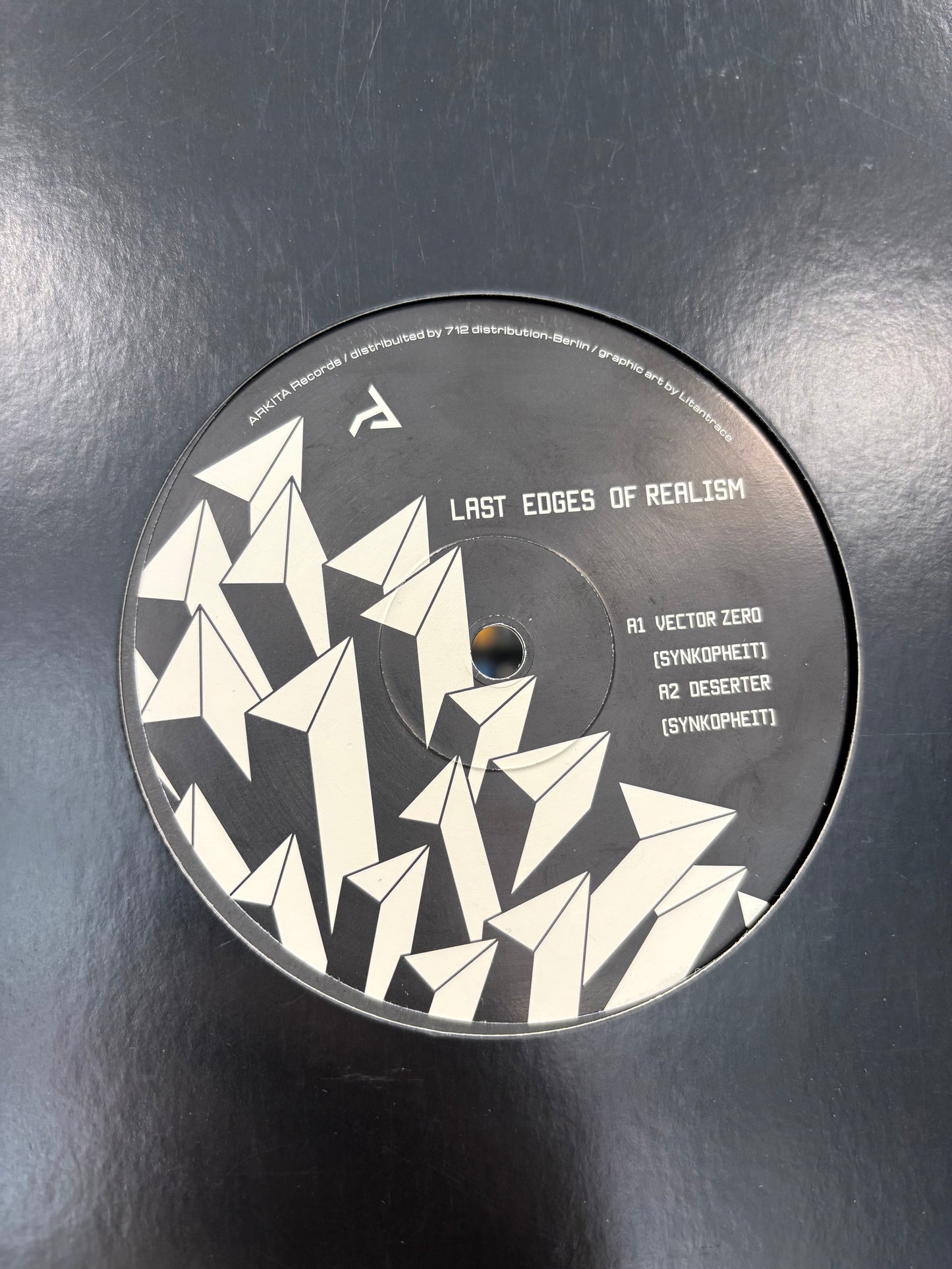 Synkopheit/Madalba: Last Edges Of Realism, 12inch, Only pressing, Arkita, Germany 2015