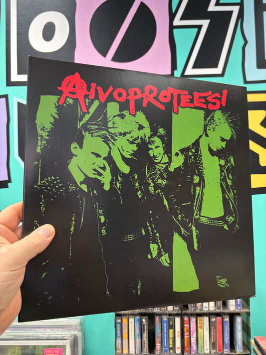 Aivoproteesi: Pommisuoja-LP, compilation, black vinyl, gatefold, 28-page booklet, Roku Records, Vox Populi, Höhnie Records, Final Doomsday Records, Finland 2022