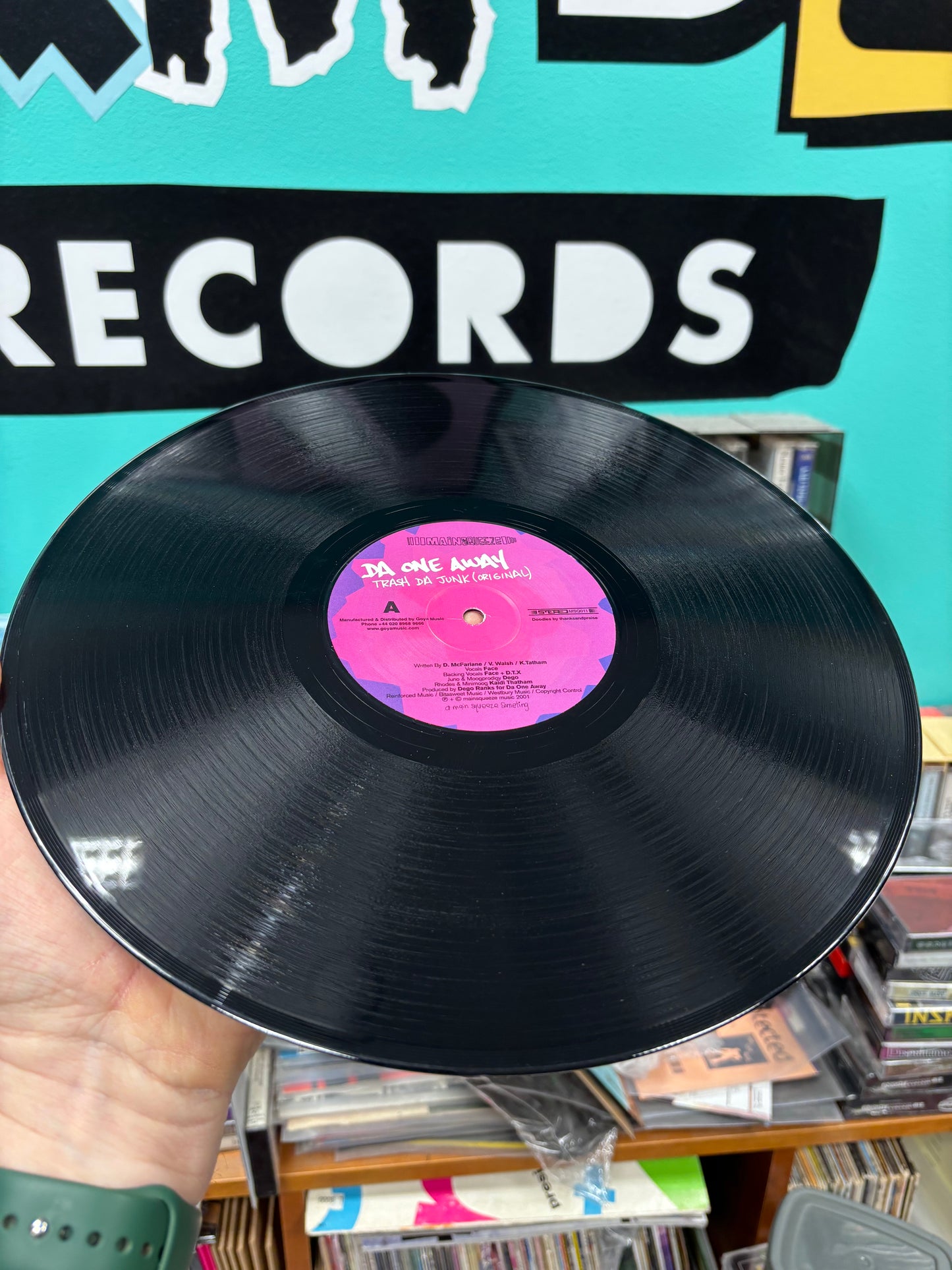 Da One Away: Trash Da Junk, 12inch, Only official pressing, Main Squeeze, UK 2001