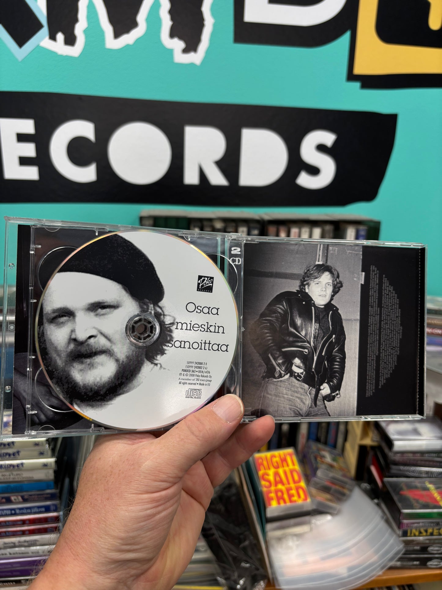 Mikko Saarela - Osaa Mieskin Sanoittaa - Mikko Saarelan Lyriikoita Eestä Äffään, 2CD, Compilation, Only pressing, Poko Rekords, Finland 2008