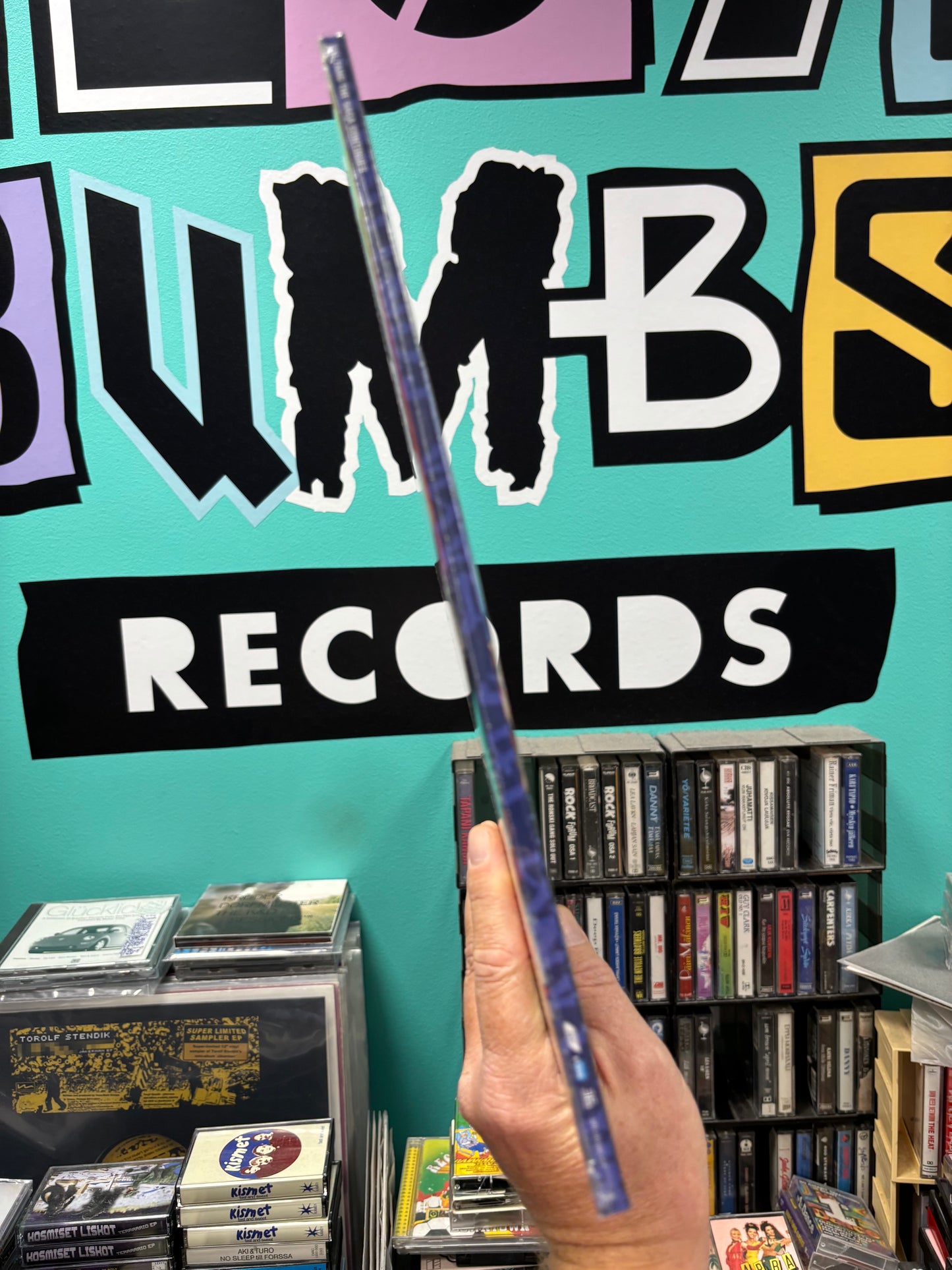 Wu-Tang: The Saga Continues, Box Set, CD, CD instrumentals, 2LP gatefold purple vinyl, cartoon, t-shirt, rolling paper, Limited Edition, 36 Chambers, eOne, SPV, UK & Europe 2017