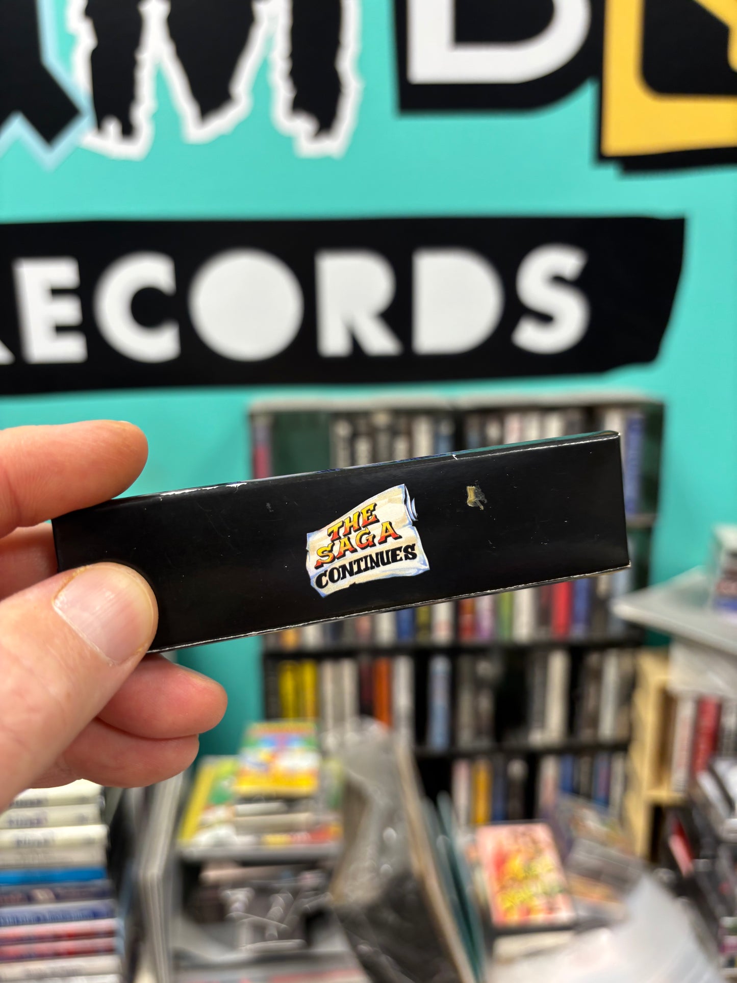 Wu-Tang: The Saga Continues, Box Set, CD, CD instrumentals, 2LP gatefold purple vinyl, cartoon, t-shirt, rolling paper, Limited Edition, 36 Chambers, eOne, SPV, UK & Europe 2017