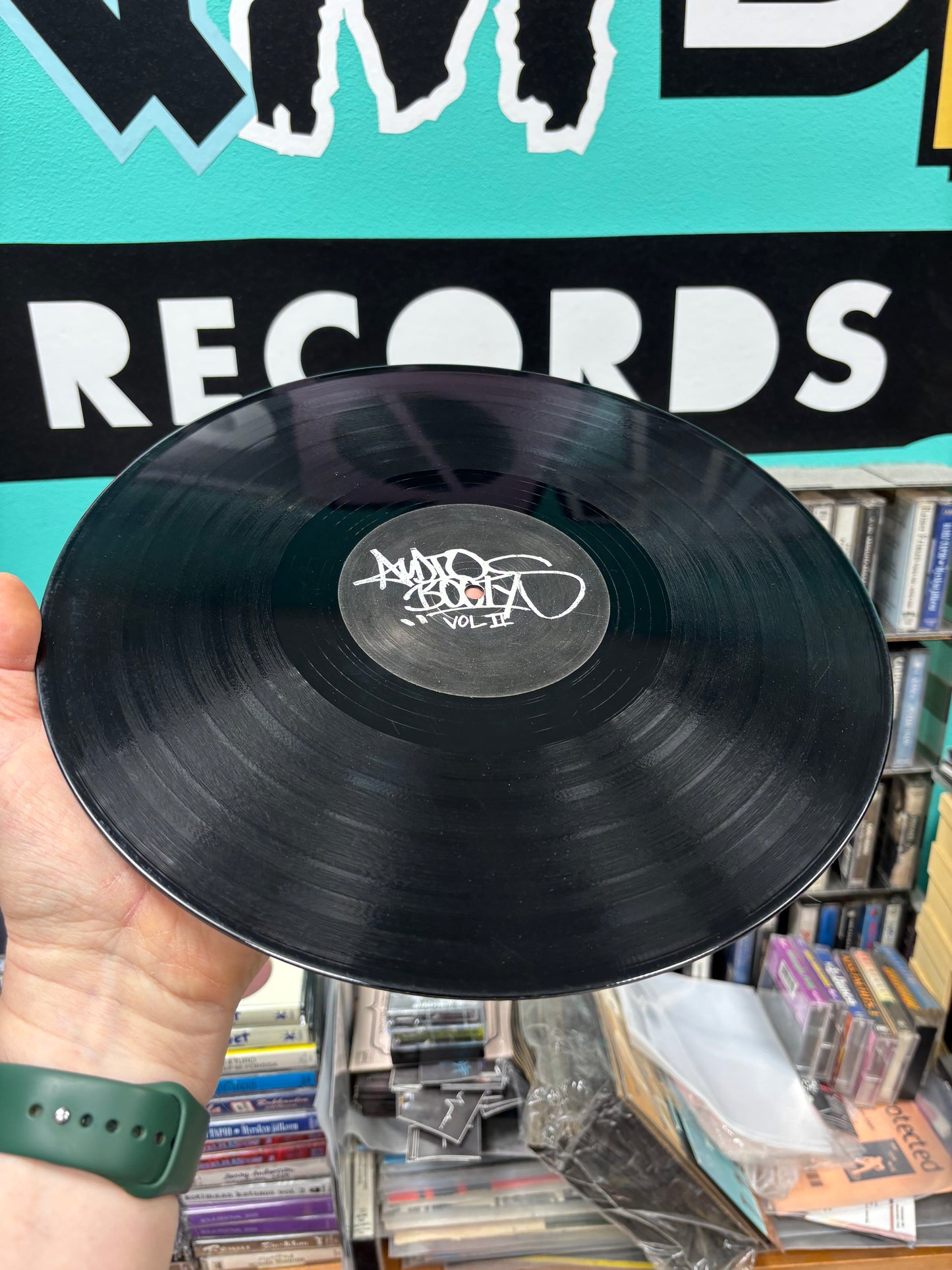 Audio Bullys: Audio Bootys Vol II, 12inch, One sided, white label, UK 2005