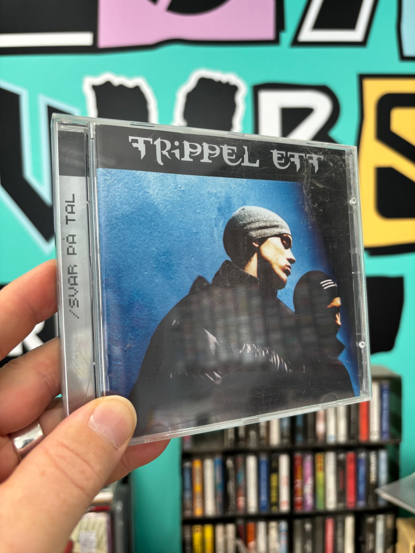 Trippel Ett: Svar På Tal, CD, Only CD pressing, BMG Sweden, Bananrepubliken, Sweden 2001