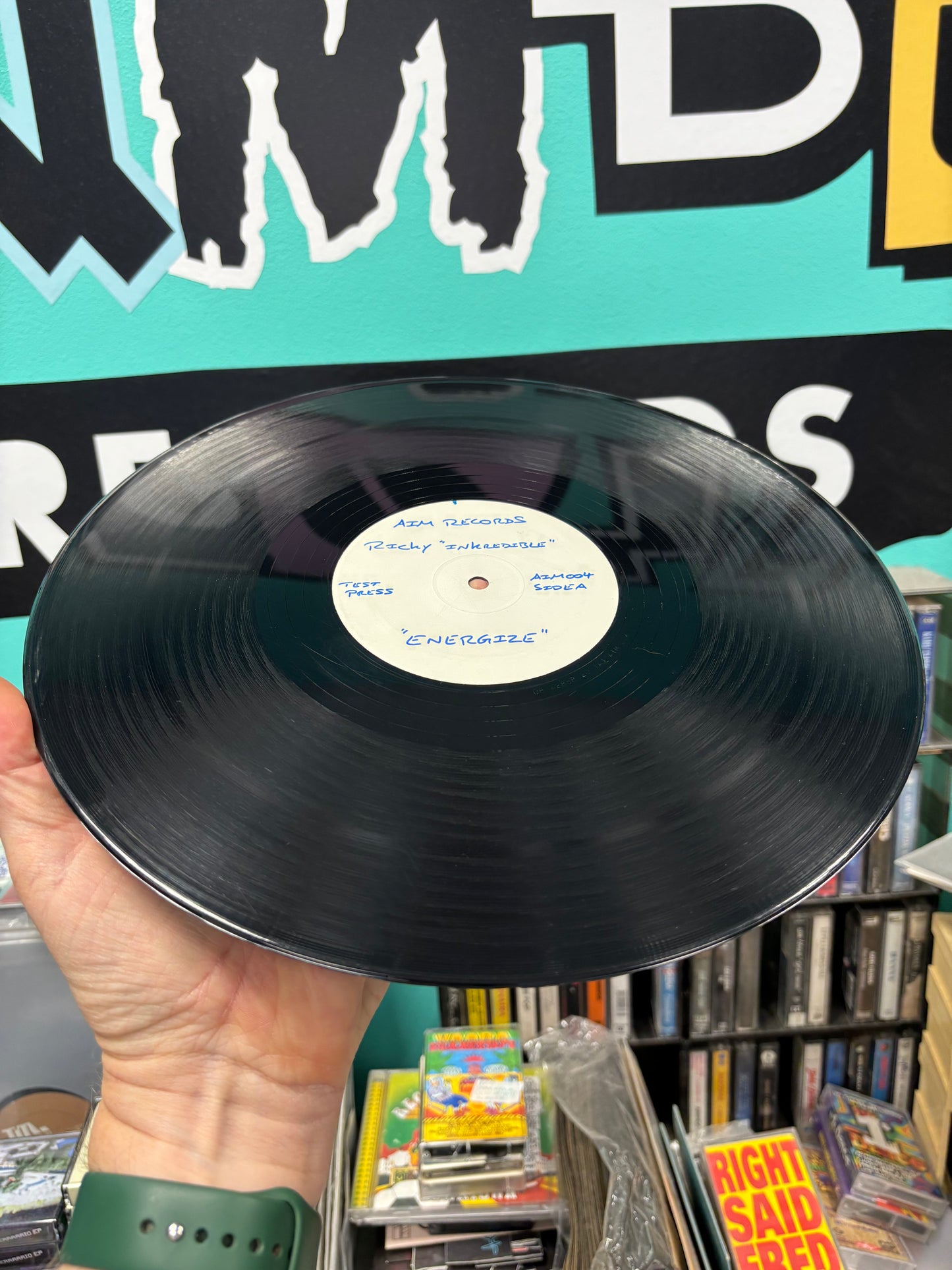 Ricky ”Inkredible”: Energize, 12inch, White label, A.I.M. Records, UK 2000