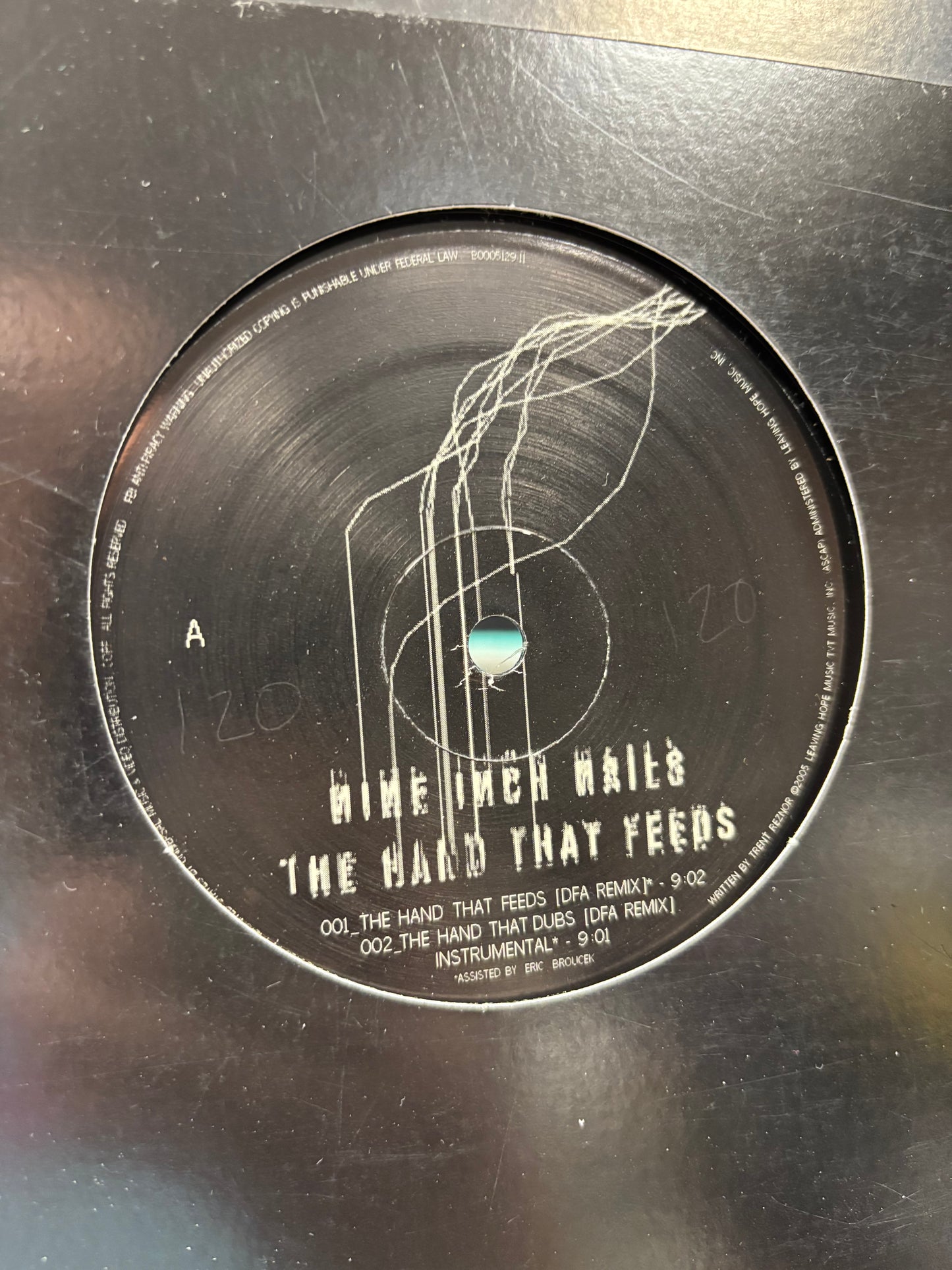 Nine Inch Nails: The Hand That Feeds (DFA Remixes), 12inch, Only pressing, Interscope Records, US 2005