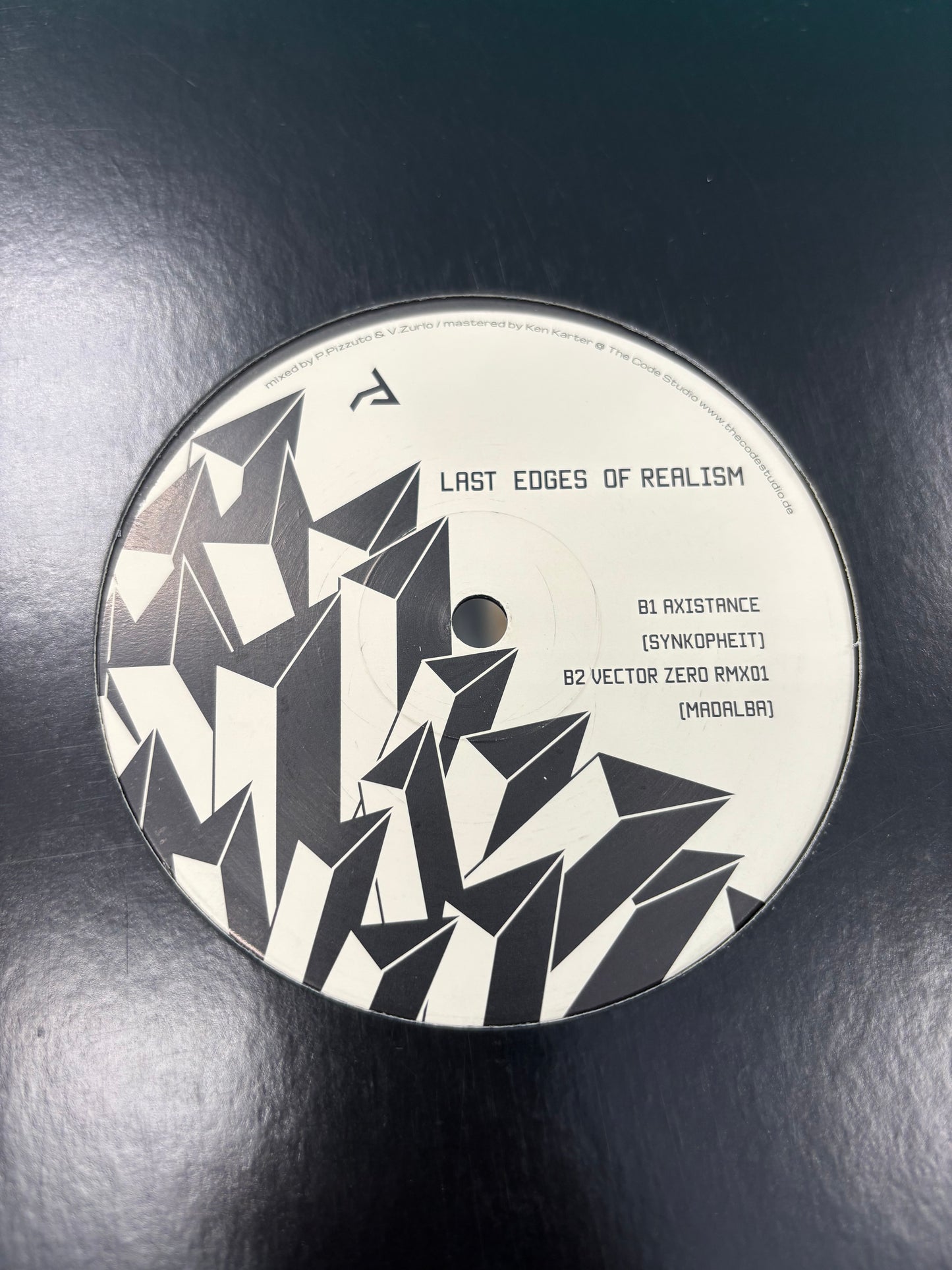Synkopheit/Madalba: Last Edges Of Realism, 12inch, Only pressing, Arkita, Germany 2015