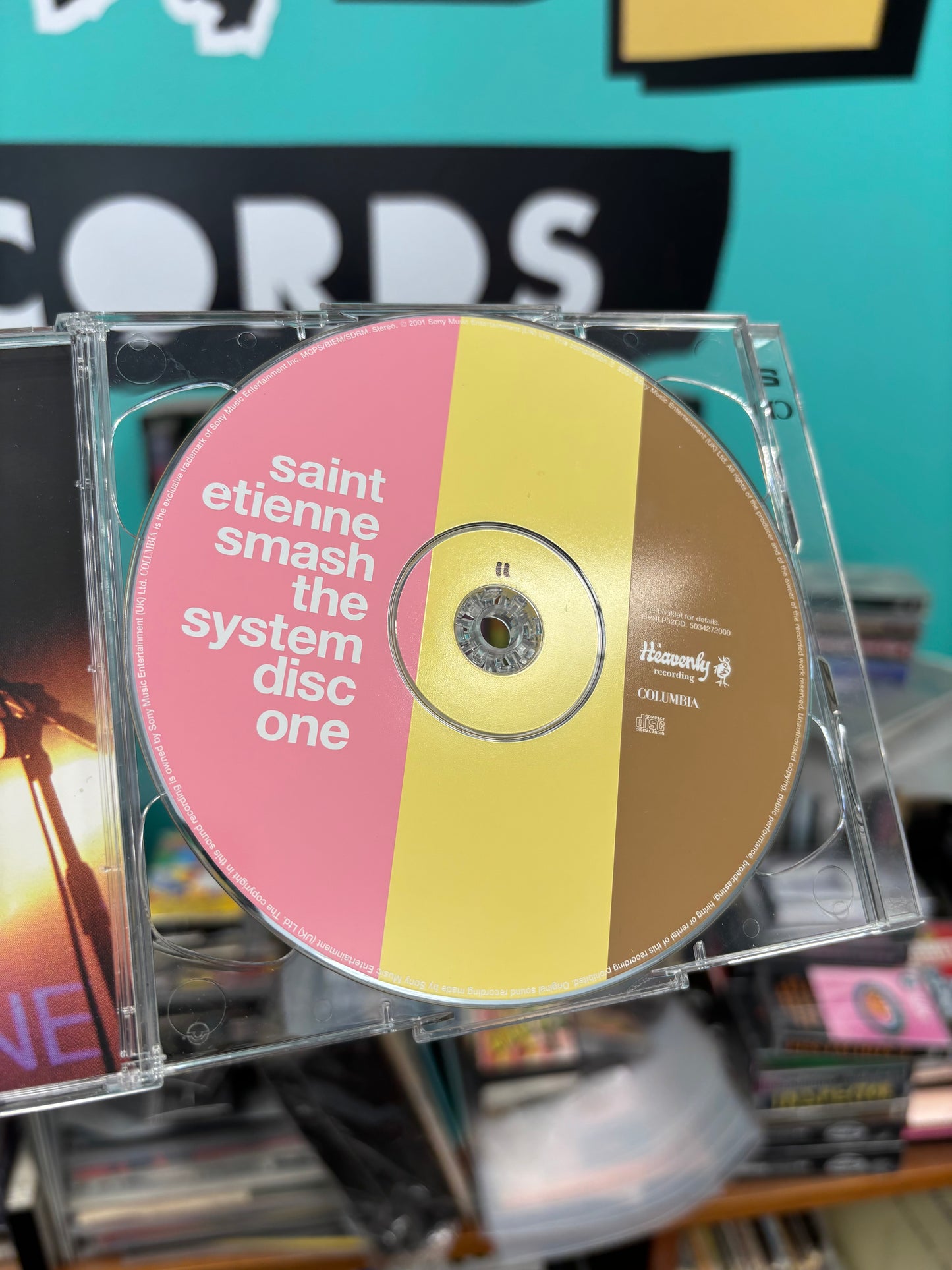 Saint Etienne: Smash The System (Singles And More), 2CD, Spot varnished cover, Heavenly, Columbia, UK 2001
