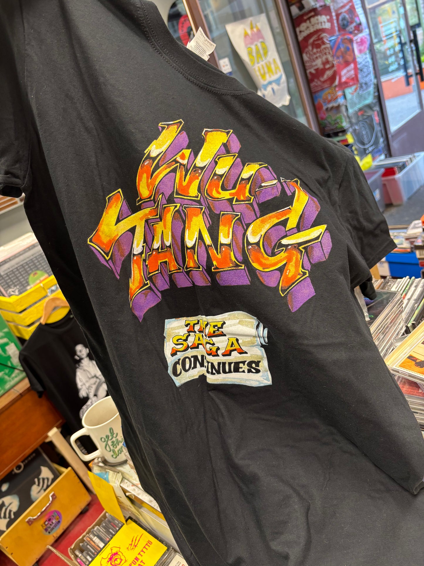 Wu-Tang: The Saga Continues, Box Set, CD, CD instrumentals, 2LP gatefold purple vinyl, cartoon, t-shirt, rolling paper, Limited Edition, 36 Chambers, eOne, SPV, UK & Europe 2017