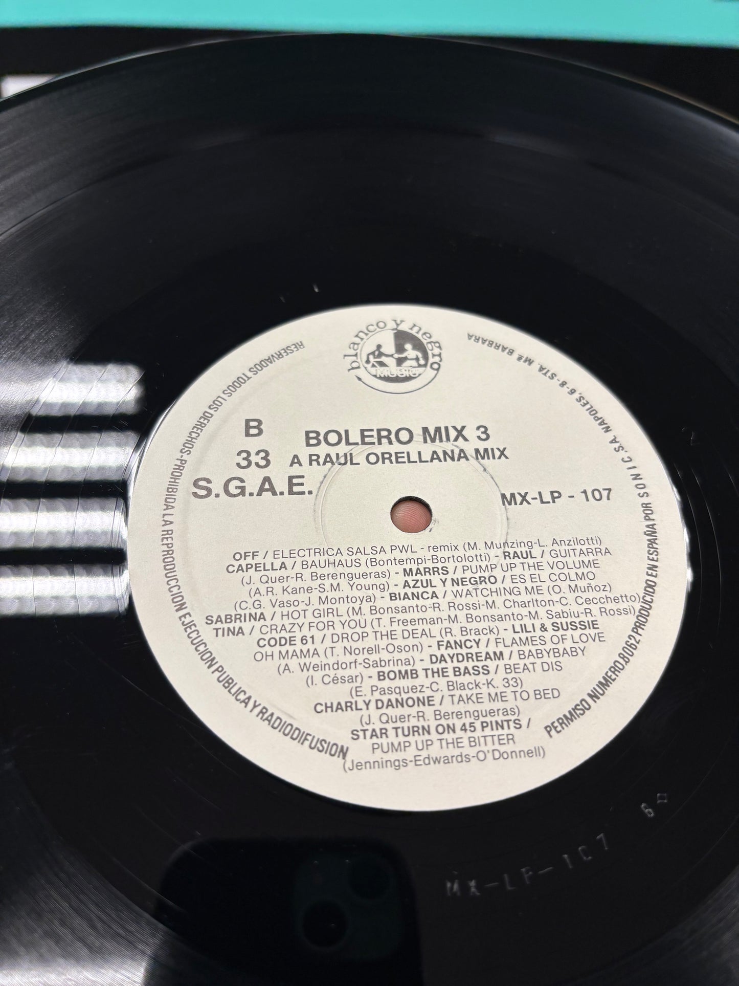 Bolero Mix 3, LP, 1st pressing, gatefold, Compilation, Partially Mixed, Blanco Y Negro, Spain 1988