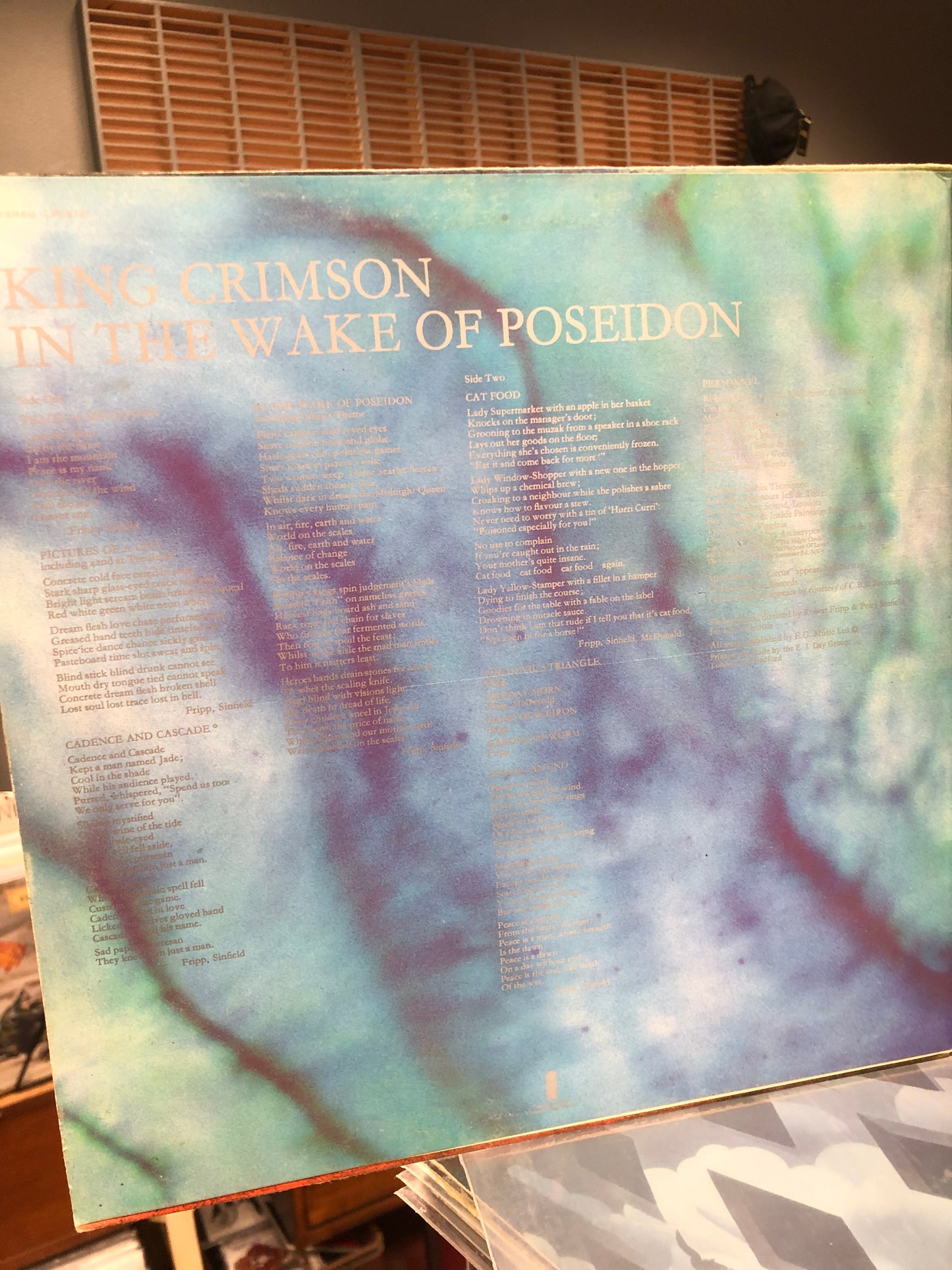 HULLU VARASTOALE -20%‼️‼️‼️King Crimson: In The Wake Of Poseidon, Orlake presse, UK 1970